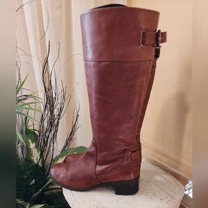 Bandolino Lovely brown leather riding boot Size 9.Very Good Condition